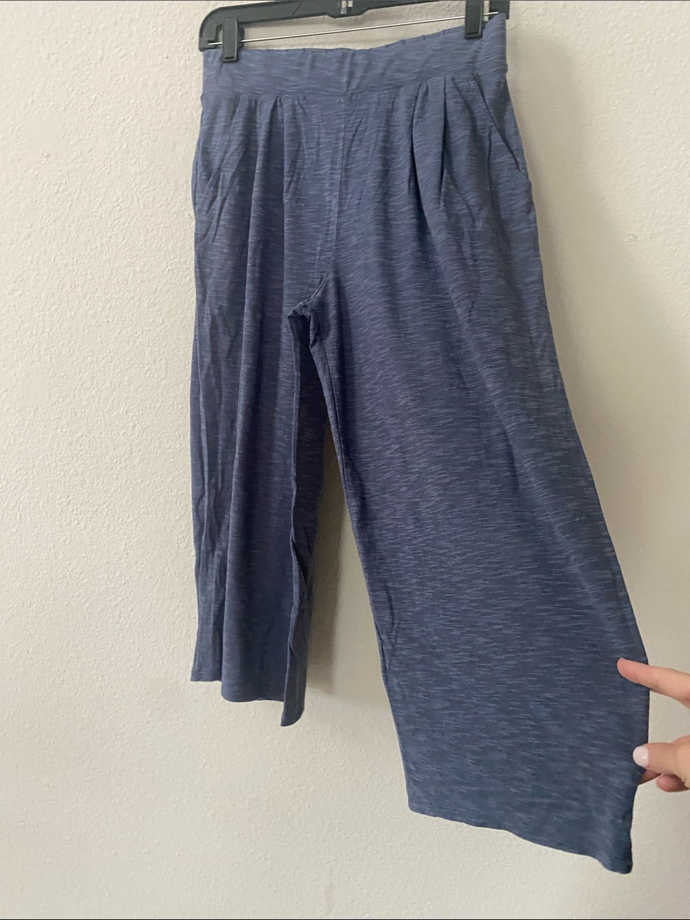 Garnet Hill Oasis Knit Pleated Cropped Pajama SET Cropped Pants and Top S - Picture 7 of 10
